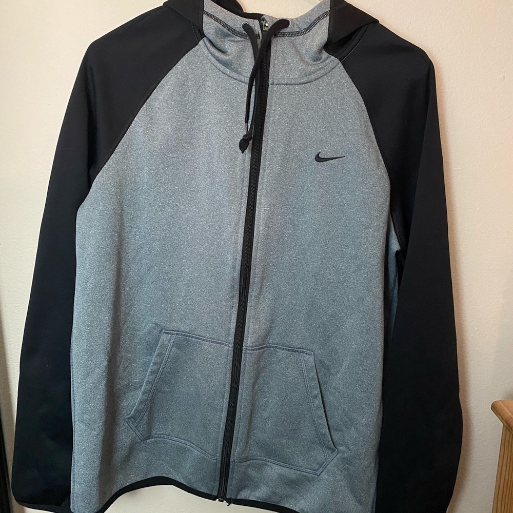 Nike thermafit zip up